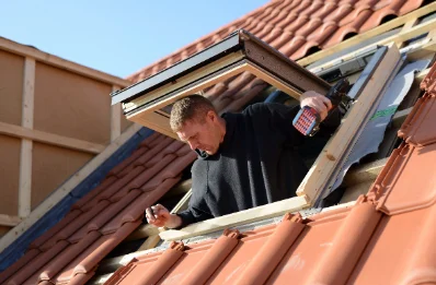 Pose de fenêtres de toit Velux à Gevresin